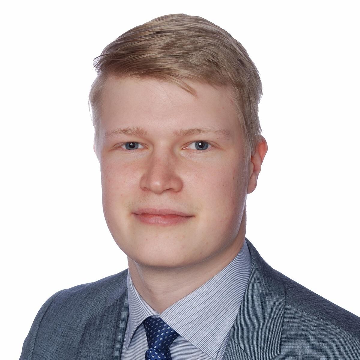 leevi-lehtovaara-pwc-n-uutishuone